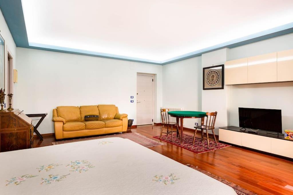 Palermo Old Style - Boutique Apartment With Terrace In Center City المظهر الخارجي الصورة